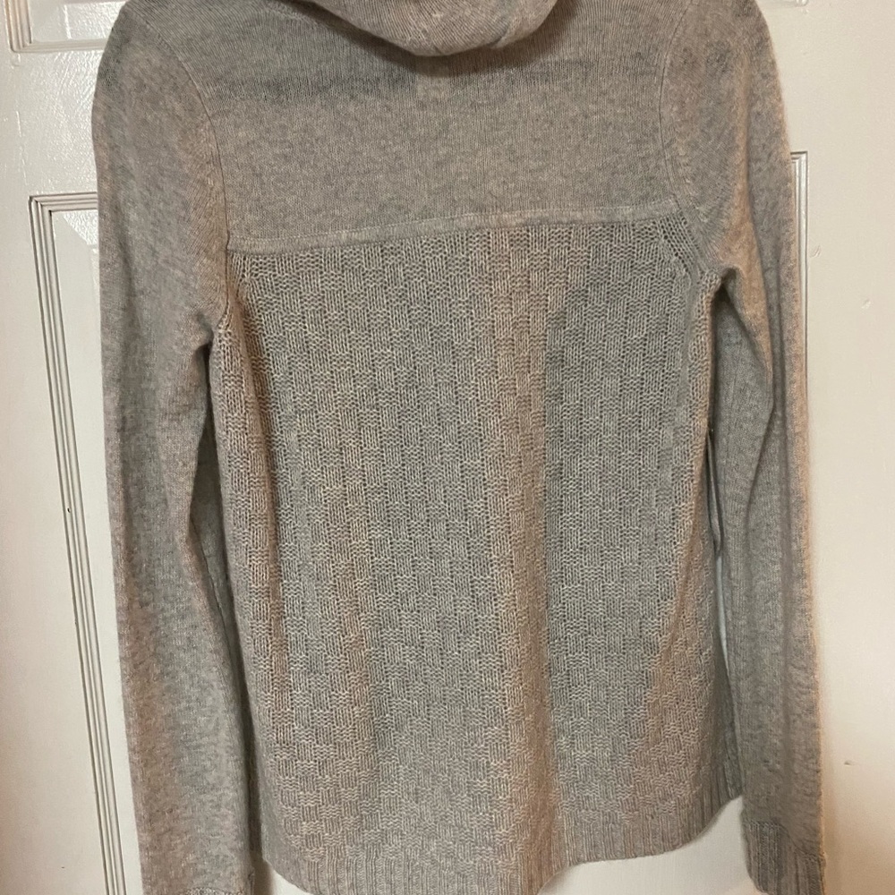 White + Warren Light Gray Cowl Neck Cashmere Sweater - Picture 2 of 3
